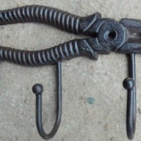 Вешалка настенная "Пассатижи"