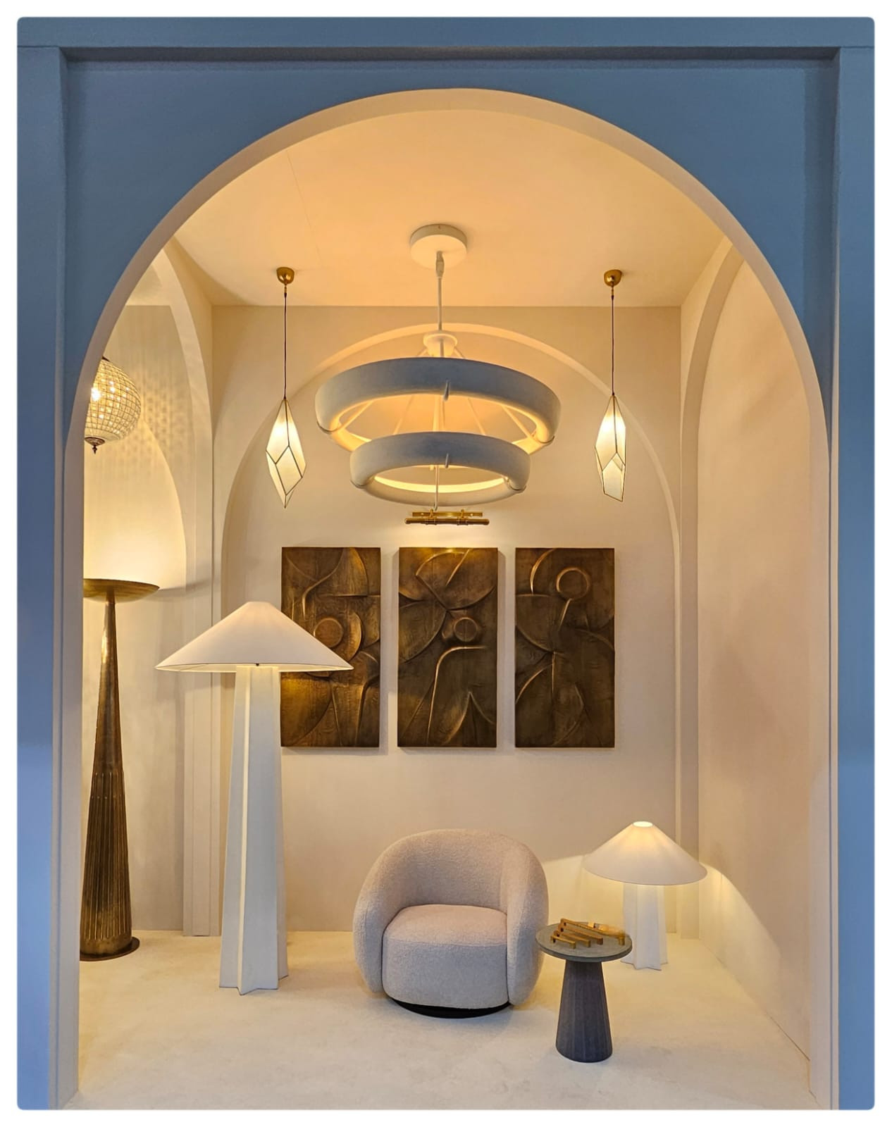 Торшер с абажуром "Пирамида"