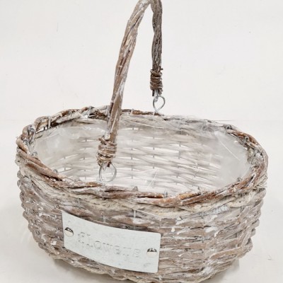 Корзина плетеная "Снежная королева" Корзина плетеная "Снежная королева"