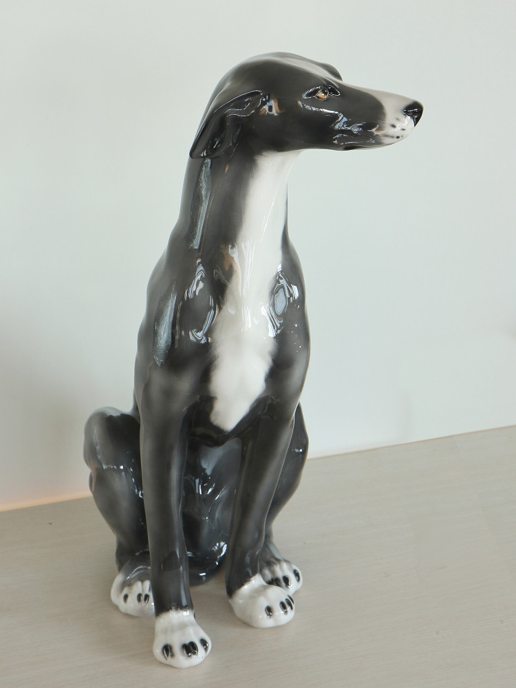 Статуэтка ростовая Серая борзая