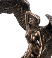 Статуэтка "Ангел в женском обличии"     