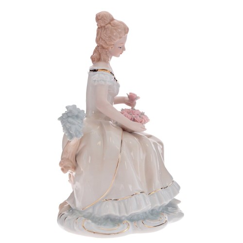 Фигурка декоративная "Девушка", L18 W13,5 H23 см