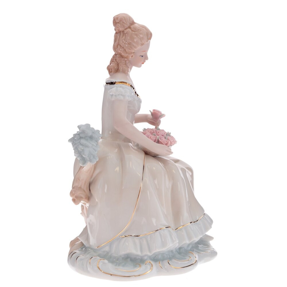 Фигурка декоративная "Девушка", L18 W13,5 H23 см
