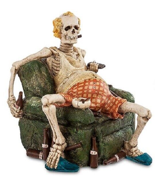 Статуэтка "Перед телевизором"