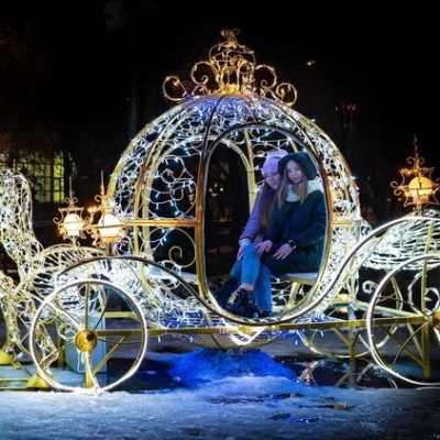 Световая инсталляция 'Карета' Королевская сказка"