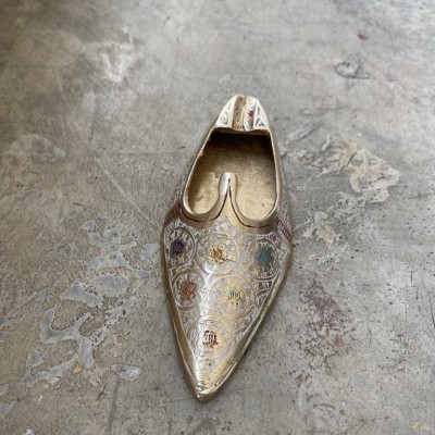 Пепельница латунь резная BIDRI белая эмаль