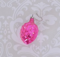 Советская елочная игрушка "Орешек" №2