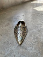 Пепельница "Башмак" латунь резная PUNJABI CHUNIYA JALI тёмная цветная эмаль (200 l-13 см