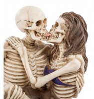 Статуэтка "Love Never Dies"