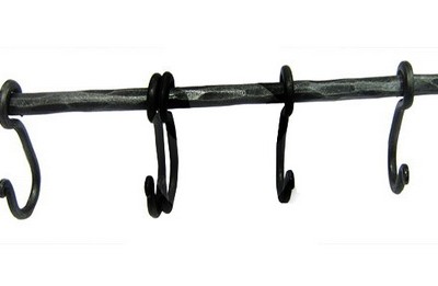Настенная вешалка "Шесть крючков"