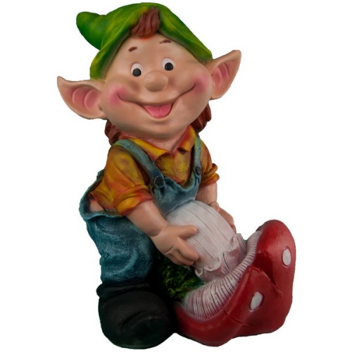 Декоративная садовая фигурка "Мальчик-гном с грибом"