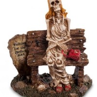 Статуэтка "В ожидании идеального мужчины"