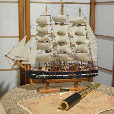 Модель парусника Cutty Sark 50 см