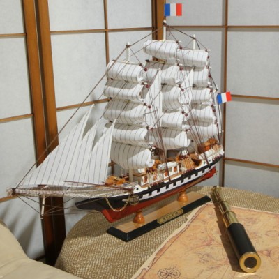 Модель парусника ''Belem''