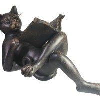 Декоративная фигурка "Кот с книгой"