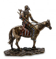 Статуэтка "Индеец на лошади"
