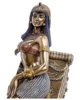 Статуэтка "Клеопатра на ложе"