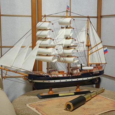 Модель парусника ''Паллада''