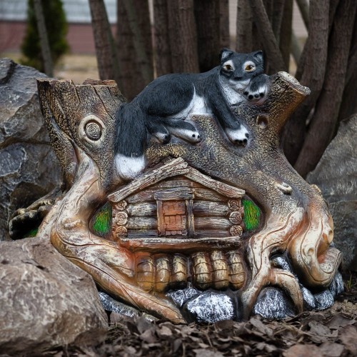 Декоративная крышка для люка "Кот на крыше" 