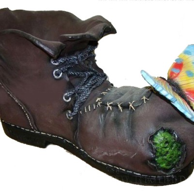 Кашпо декоративное "Ботинок великана с бабочкой"