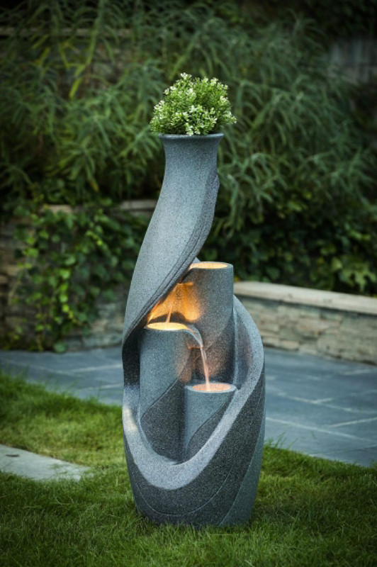 Фонтан декоративный  с подсветкой Свечка