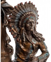 Статуэтка "Индеец с ружьем"