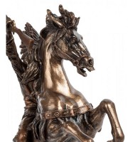 Статуэтка "Индеец с ружьем"