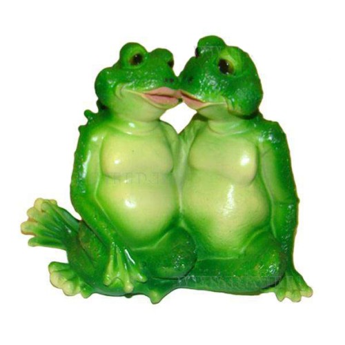 Декоративная садовая фигурка "Целующиеся лягушки"