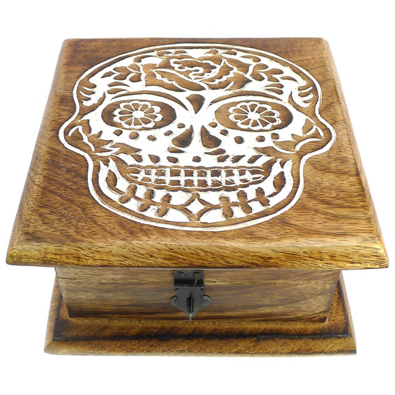 Шкатулка резная Череп 15х15х8,5см в ассорт.