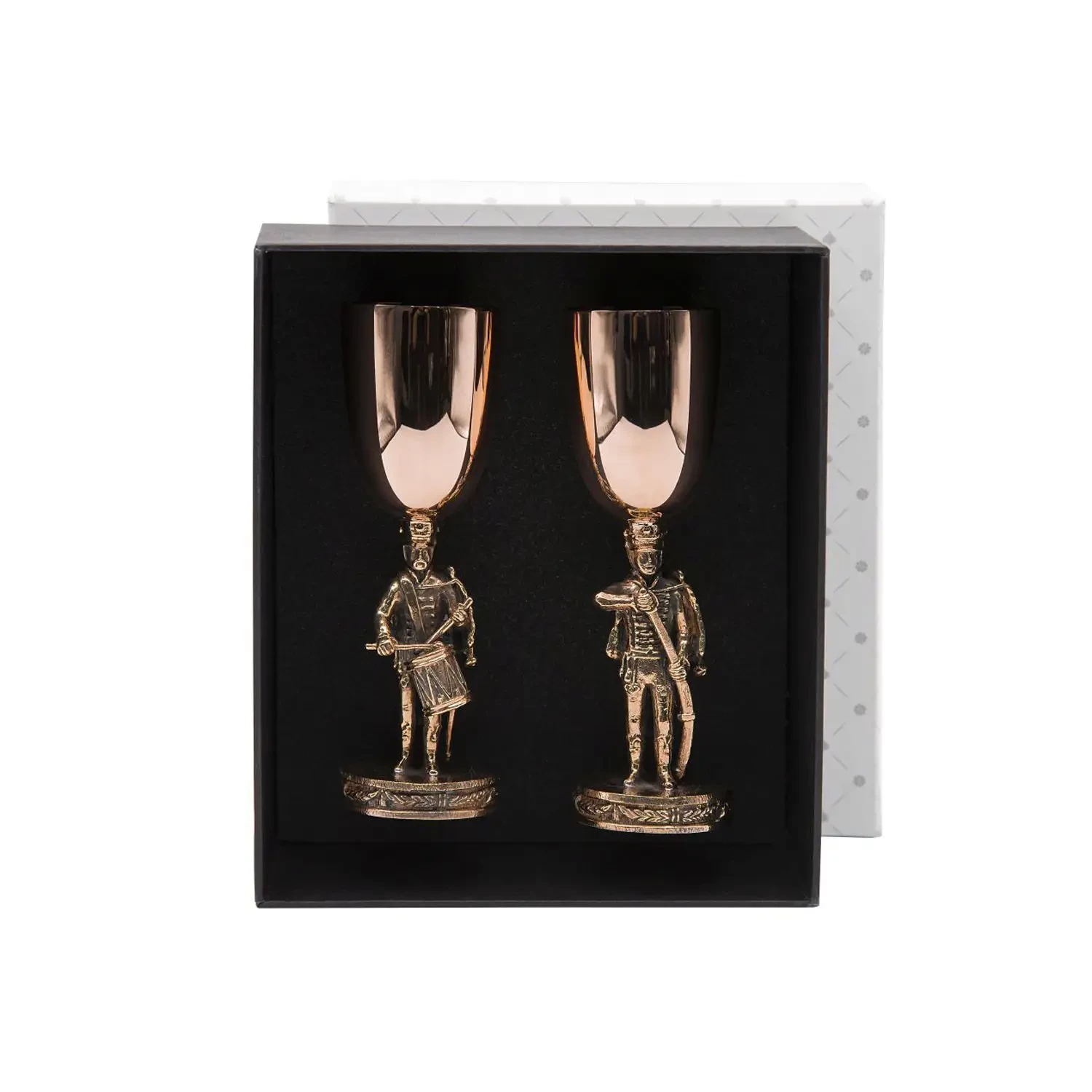 Набор рюмок "Гусар - Гусар с барабаном" медный М1 с чернью 2 предмета