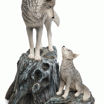 Статуэтка "Волчица с волчонком"