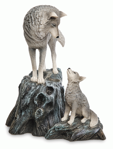 Статуэтка "Волчица с волчонком"