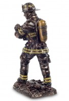 Статуэтка "Пожарный"