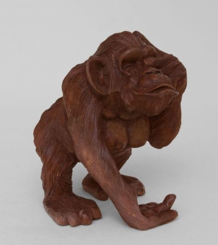 Декоративная статуэтка "Размышляющая обезьяна"             