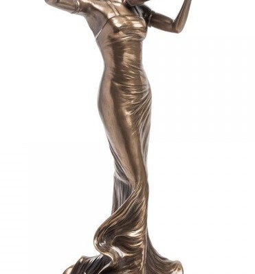 Статуэтка "Игра на скрипке"