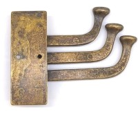 Вешалка на 3 крючка "Триада", Д7 х Ш2 х В9 см