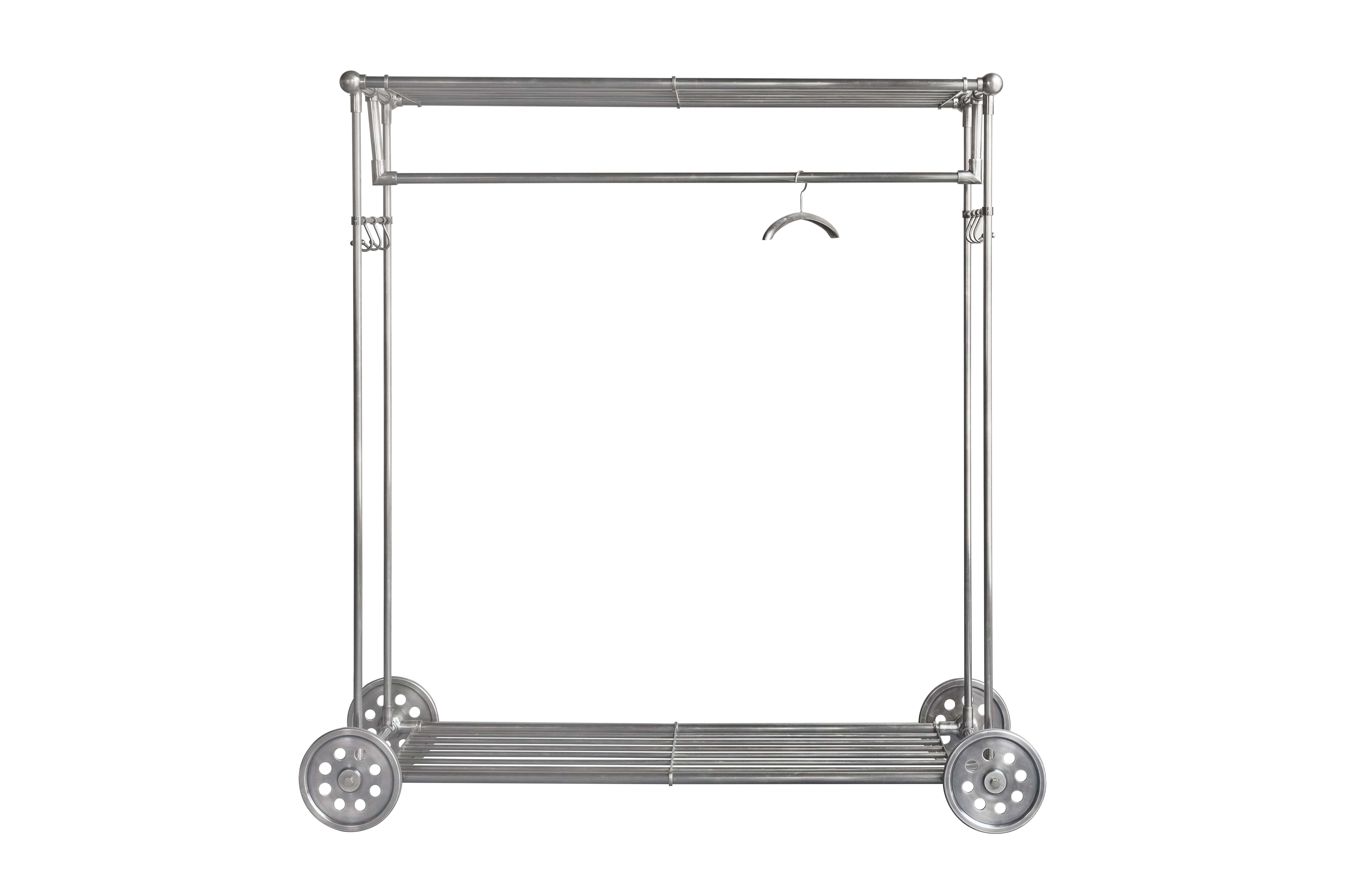 Вешалка-стойка для одежды