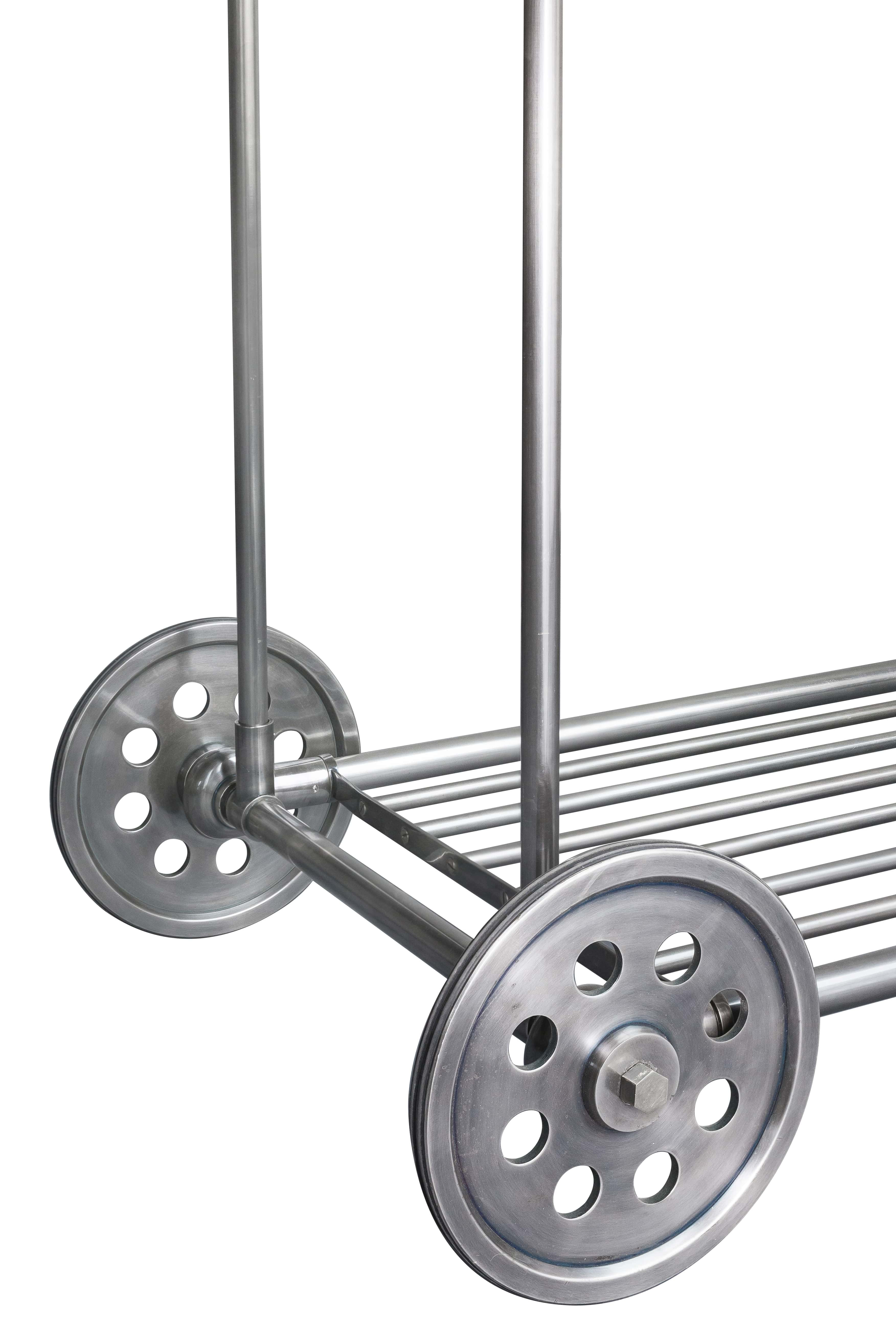 Вешалка-стойка для одежды