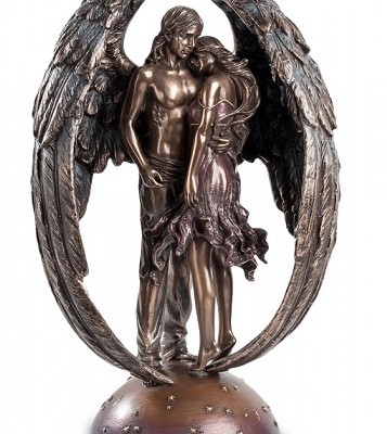 Статуэтка "Ангельская забота"