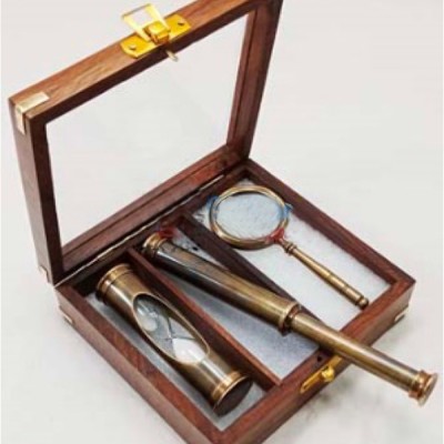 Часы песочные с компасом