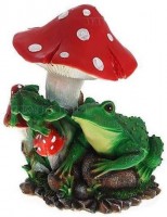 Садовая фигурка "Лягушки на мухоморах"