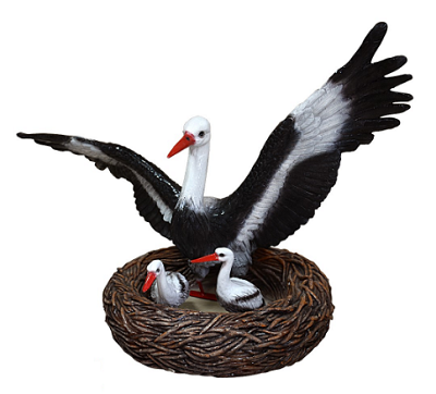 Декоративная садовая фигурка "Аистиная семья"