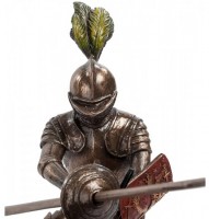 Статуэтка "Средневековый рыцарь"