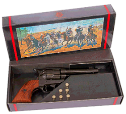 Макет револьвера с патронами "Кольт" Макет револьвера с патронами "Кольт"