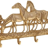 Вешалка "Кони на пастбище"