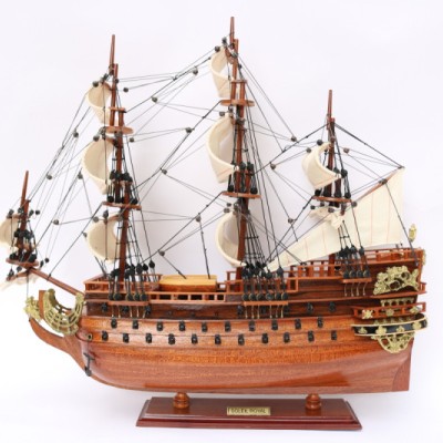 Модель парусника Soleil Royal, Франция