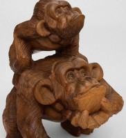 Декоративная статуэтка "Обезьяна с малышом"               