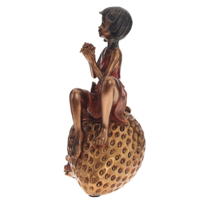 Фигурка декоративная "Девочка", L13 W11 H22 см