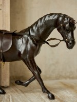 Лошадь бегущая (папье-маше, кожа) h-35 см