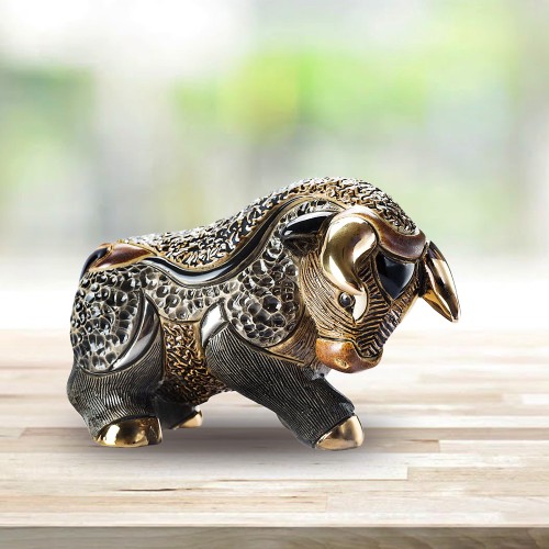 Керамическая статуэтка Бык